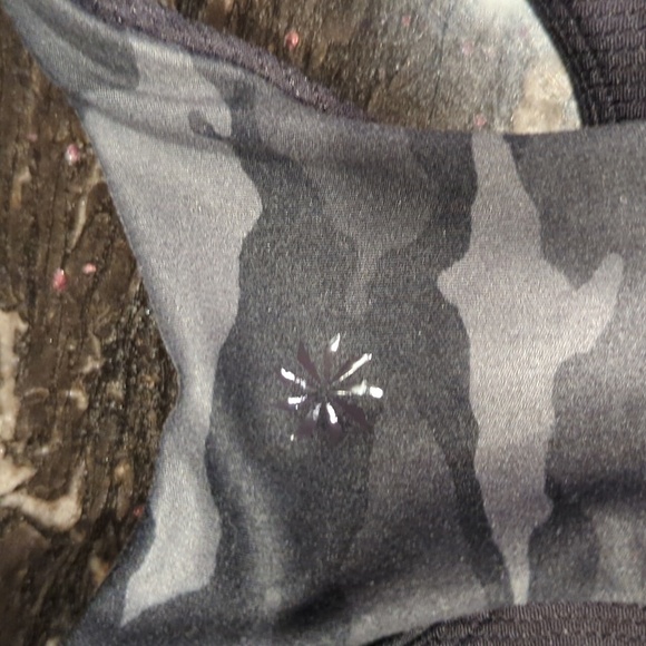 Athleta Girl Camo Racerback Sports Bra Size XL / 14 - Picture 3 of 6